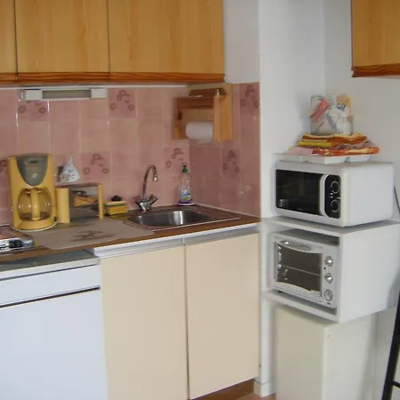 Studio Meuble A L'aiguillon Apartment